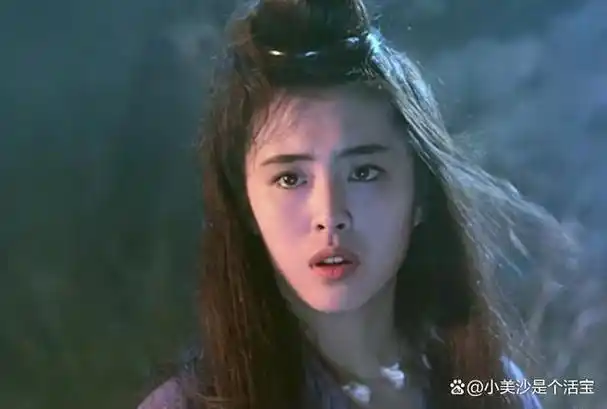 被成龙"泡过"的3位女星,个个性感迷人,是玩玩而已还是真爱?