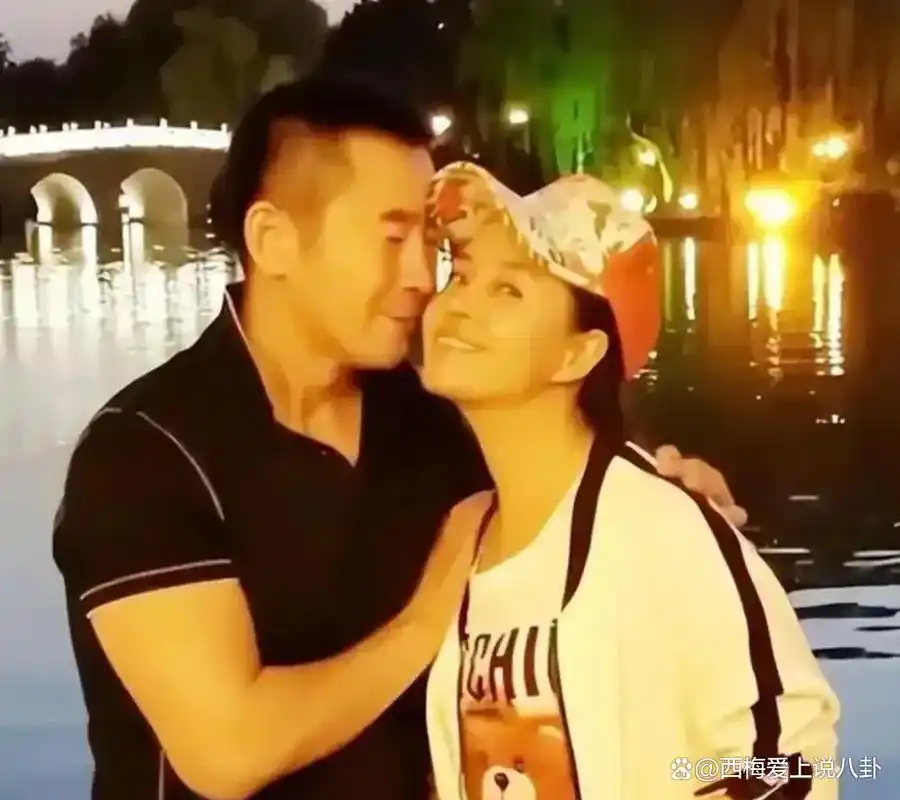 演员于莉红与马诗红:相伴22年,却没有子女,风光背后有心酸