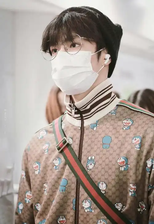 刘耀文口罩神图