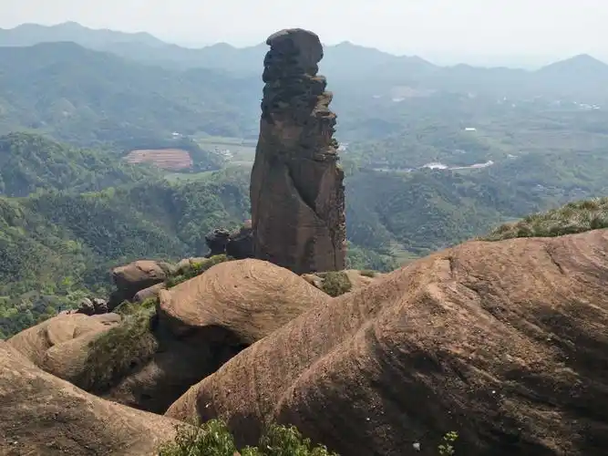 江西上饶弋阳龟峰景区,灵山猫咪峰