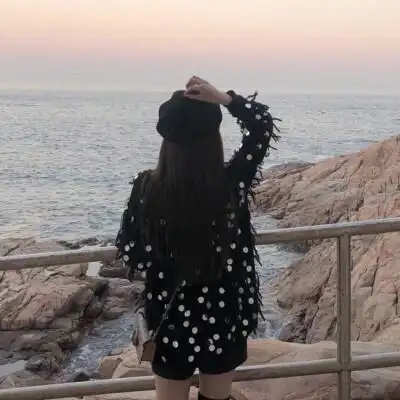 点赞  评论  韩系女头 女生头像 韩 头像 女生 金娜熙 樱花 背影