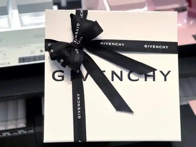 纪梵希柜哥520礼盒