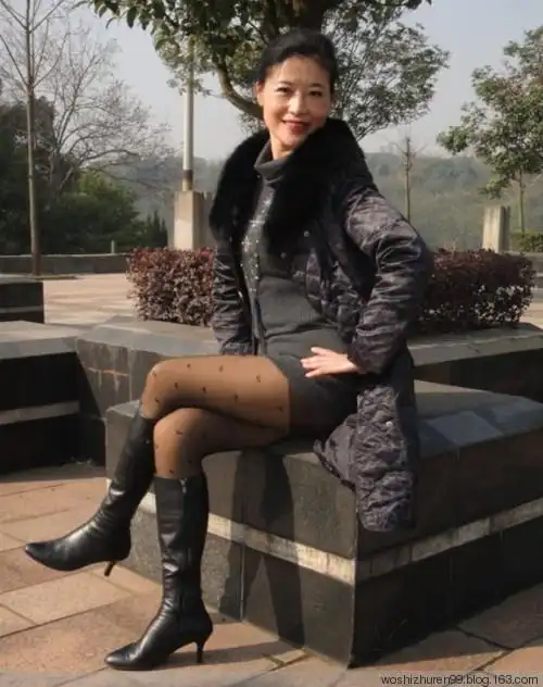 【转载】美熟女冬天秀丝袜