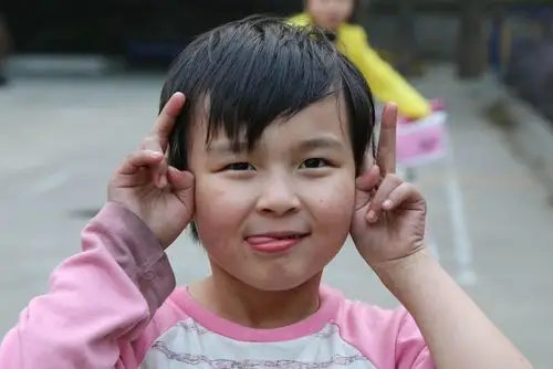 拍小孩———原片直出———补几张后来室外拍摄