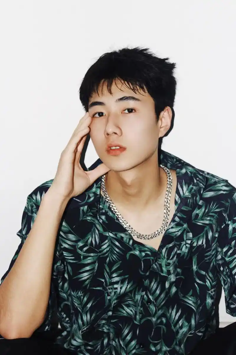 祝我的男孩20岁生日快乐97顺风顺水,扶摇直上,百事无忌,平 - 抖音