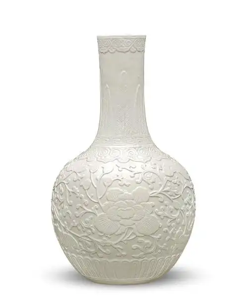 仿定窑白釉花卉纹天球瓶】拍卖品_图片_价格_鉴赏_清代单色釉瓷器