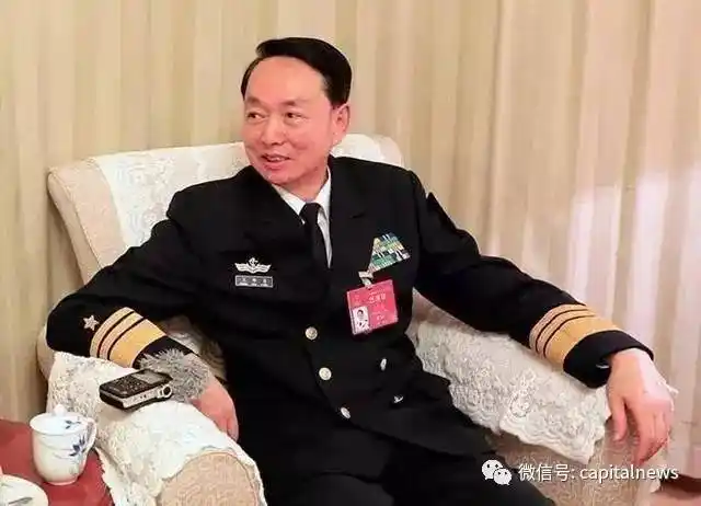 媒体:东海舰队政委凭啥在两会霸气发声?