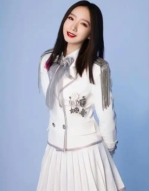 火箭少女解散三年11位成员的差距已拉开真红还是假红一目了然