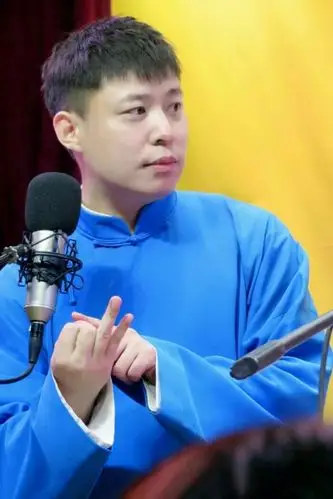 李鹤东高清壁纸