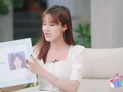 张新成谭松韵童年照公开,可爱度高达99%,引发热议谭松韵