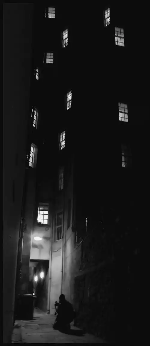 车道晚上建筑城市场景黑色和白色纽约城黑暗