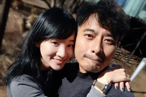 陈龙个人资料简介与老婆章龄之结婚太迅速了