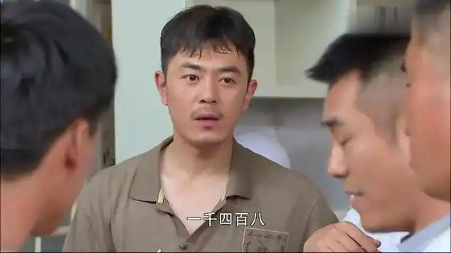 夜市人生:许志根终于改邪归正,自食其力挣钱,还把赌瘾戒了|夜市人生