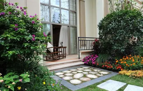 玩转庭院13个入户式庭院花园设计在家也能收获自然之趣