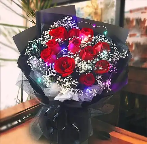 乌鲁木齐鲜花速递99朵红粉玫瑰玫瑰花花束生日礼盒天山鲜花速递同城