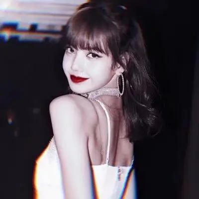 lisa 女生头像