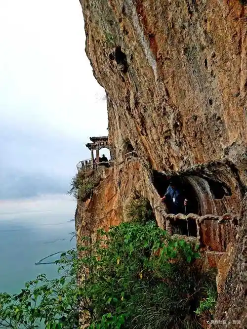 云南旅游昆明西山睡美人旅游攻略码住