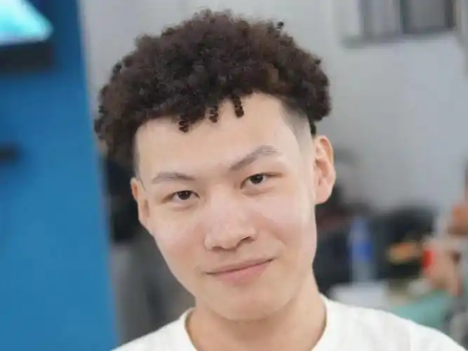 福州barbershop三球同款拉丁裔黑人烫get