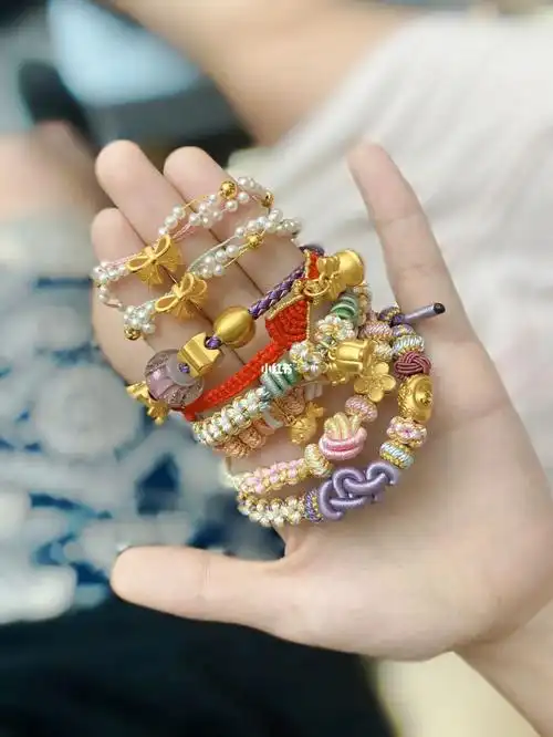 辛苦打下的转运珠编织手绳