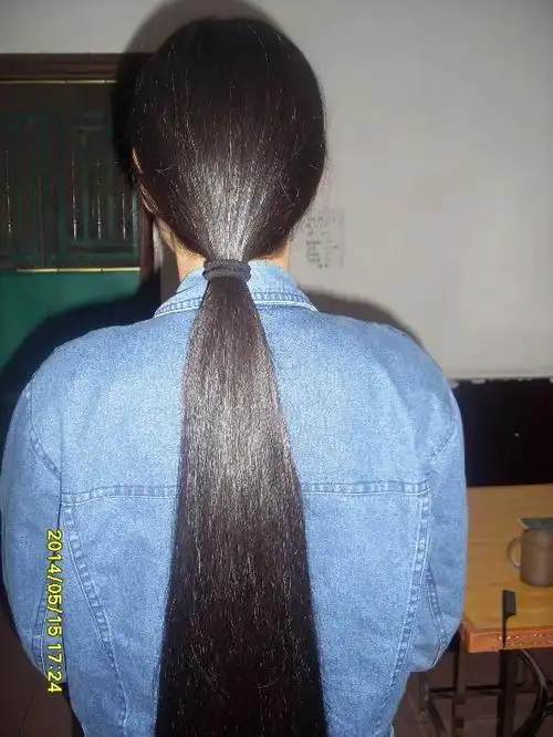 清爽顺滑的1米长发