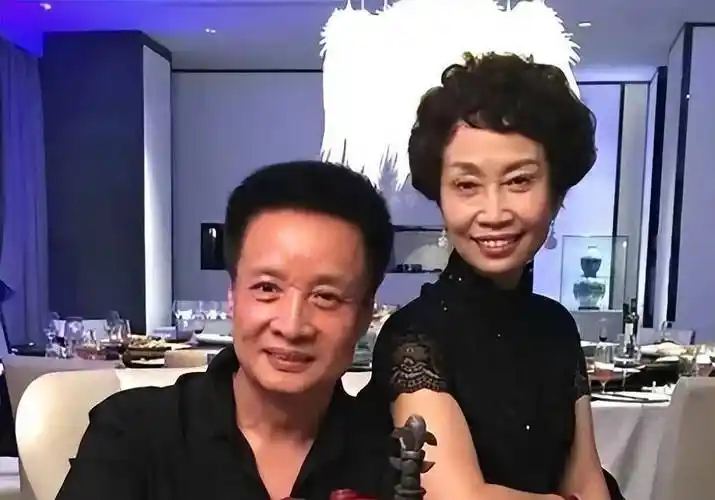 这一次,再多的名和利也救不了"唱了一辈子军歌"的阎维文!