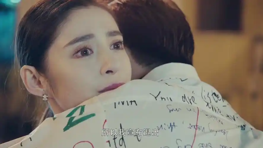 牵手抱抱玩亲亲浪漫星星王嘉邢菲这对cp甜cry了