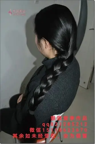 一刀剪去少妇乌黑发亮粗辫狠狠爱李3135