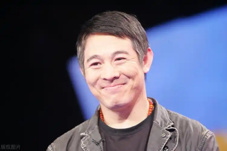 李连杰戴的九眼天珠多少钱,世上仅两颗