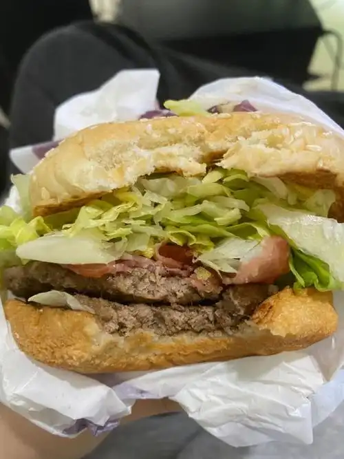 培根蔬萃双层牛堡