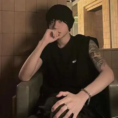 很成熟的帅气男生头像 好看并且很帅气的男生头像合集