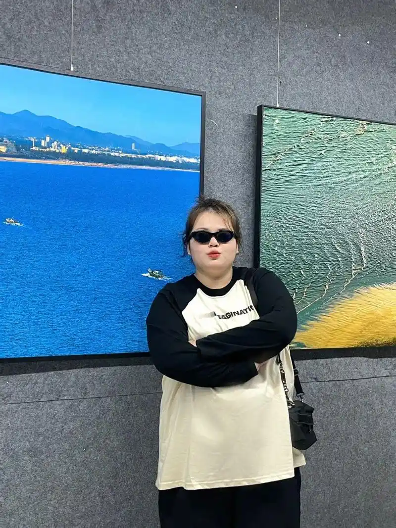 180斤|胖女生这么穿也太好看啦秒变甜酷girl 我真的永远爱插肩袖 又酷