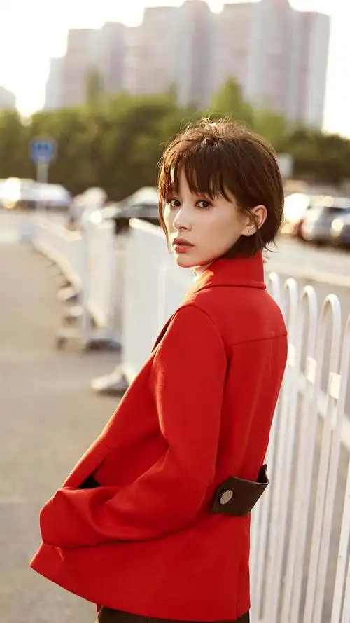 王子文俏皮写真