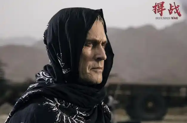 图:罗伯特 · 克耐普堪称招牌的"邪魅"眼神.jpg