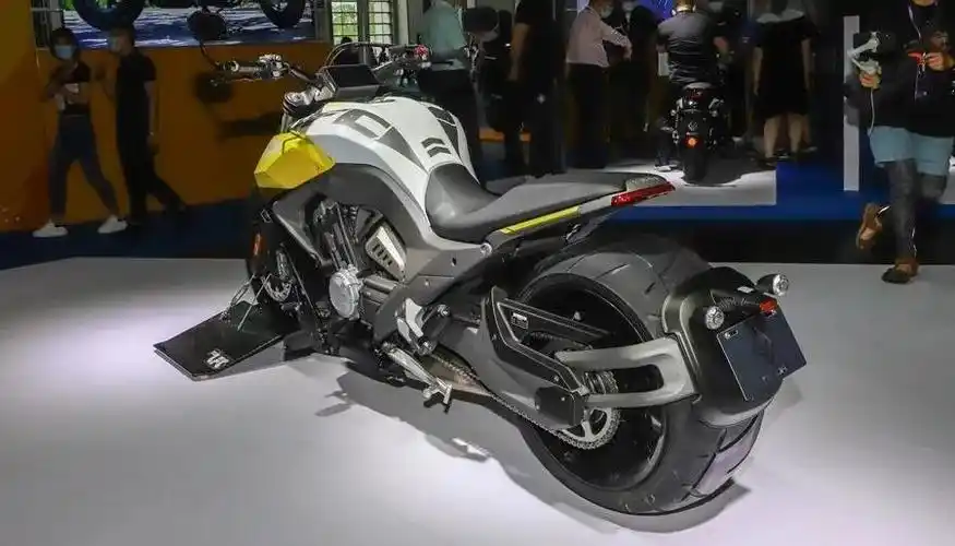 国产大排摩托车全面爆发,你更看好哪家?