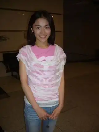 贡米张柏芝,佟丽娅土气