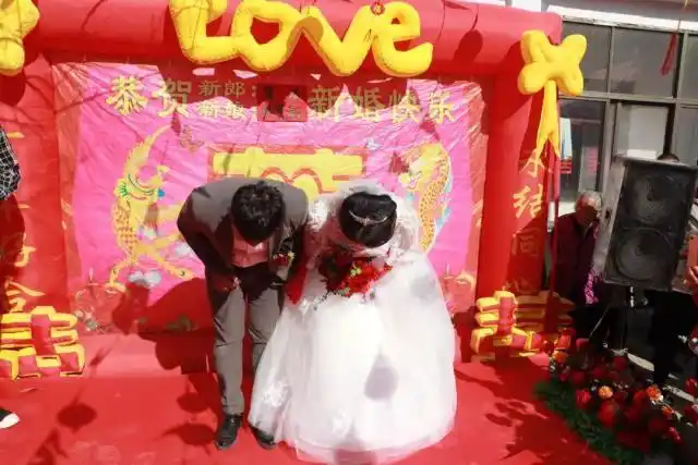 全程实拍北方农村婚礼:乡土气息浓郁,这才是我想看到的样子!