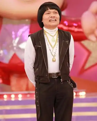 【图】香港八两金图片丑得让人终生难忘 揭其坎坷曲折的成名路