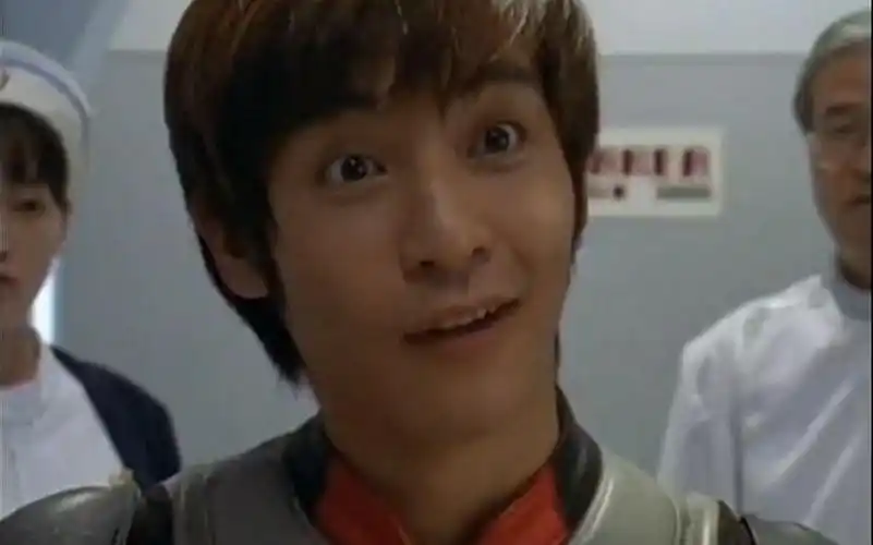 【戴拿奥特曼】飞鸟,一个有着悲情结局的逗比人间体_哔哩哔哩_bili