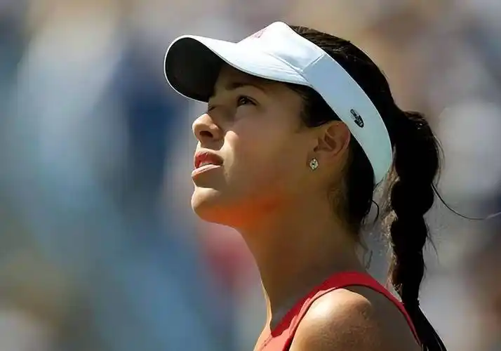 网球界最女子神!认识阿娜·伊万诺维奇的魅力与魔力_比赛_时尚_成为了