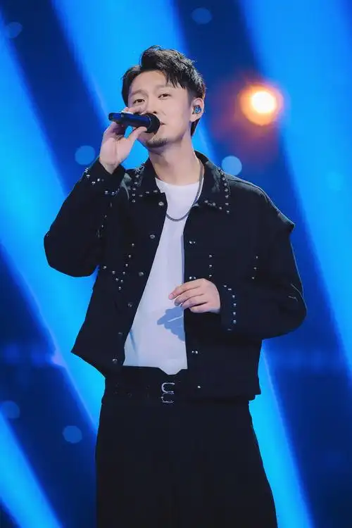 " data-lemmaid="132263">新疆 /a>乌鲁木齐,中国内地流行乐男歌手