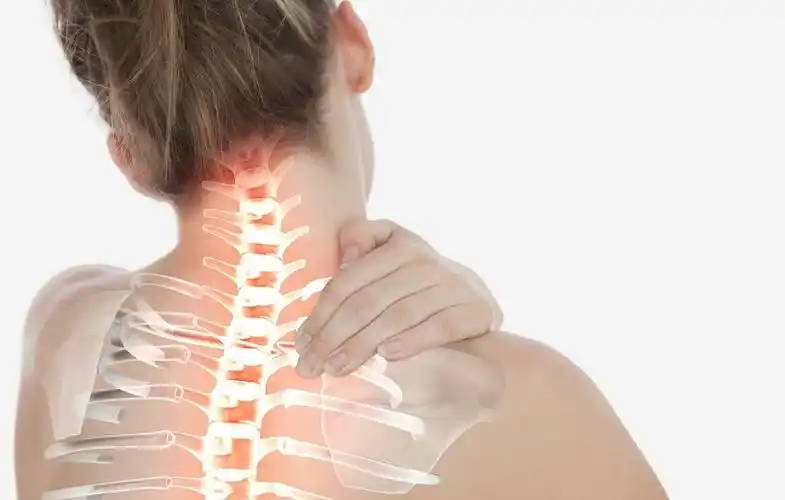 颈椎病的六大表现,你占了几条?如果有一条,也要及时治疗