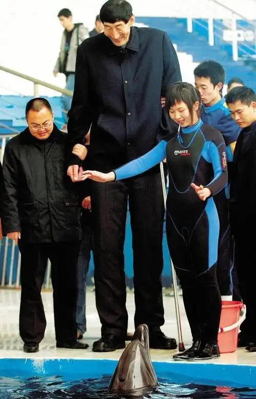 36米鲍喜顺:1.68米妻子不听劝执意生育,今儿子身高多少