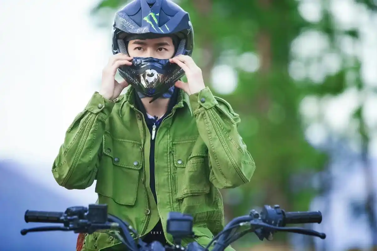 绿色,王一博最喜欢的颜色