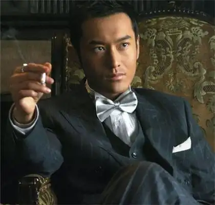 【图】《上海滩》黄晓明许文强扮演者 其上演夜半歌声