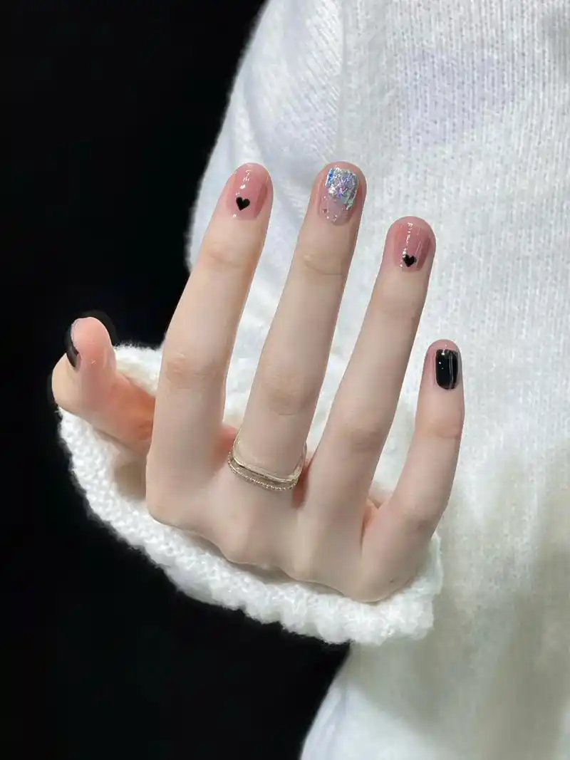 9694指甲油这样搭配好甜酷!#短