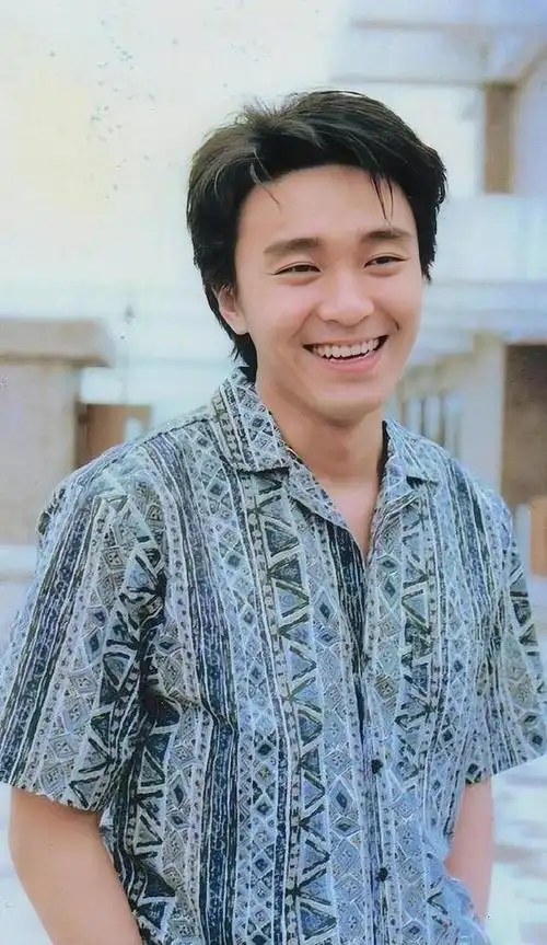 周星驰怀旧老照片让你一次看个够