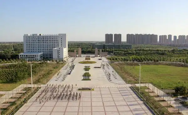 鸟瞰校园1-欢迎访问河南工学院