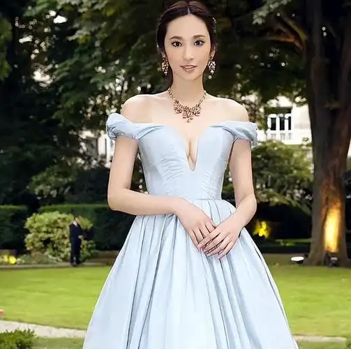 吴佩慈嫁入豪门的美梦碎了13亿资产却被纪晓波偷摸抵押了