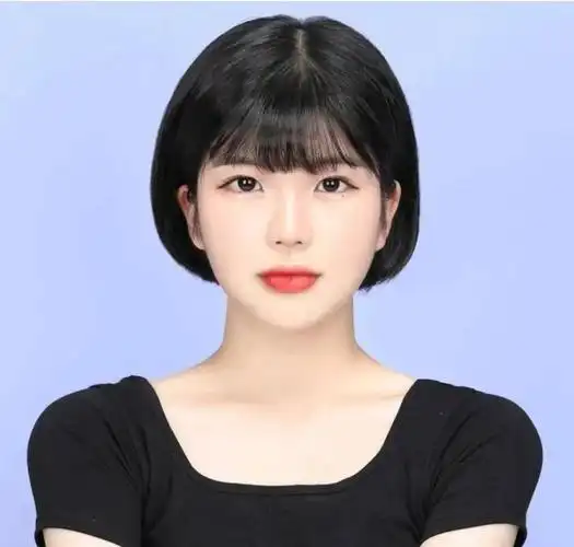 小野马清纯证件照曝光拍证件照最上镜的发型来了