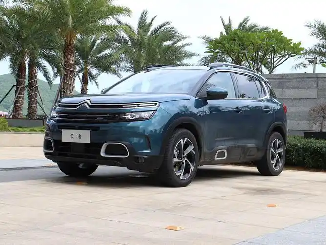 天逸是东风雪铁龙目前在售的最大号suv